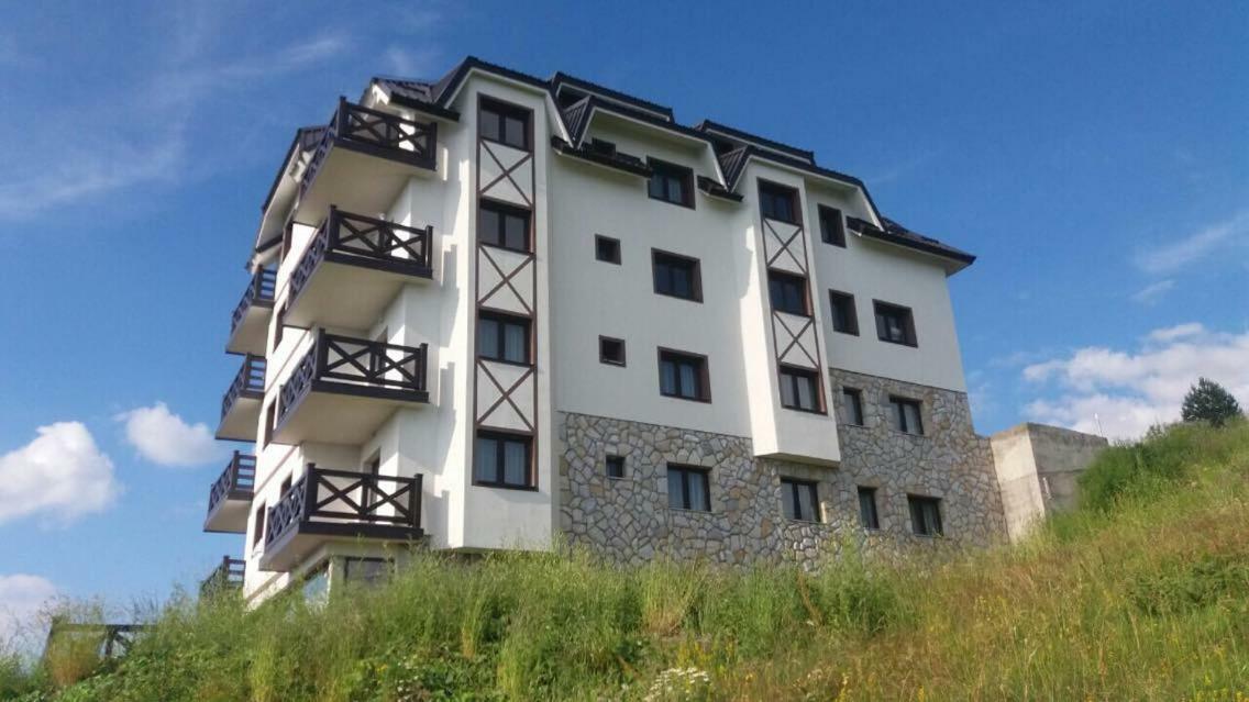 Goma Kop Apartmani Kopaonik Eksteriør billede