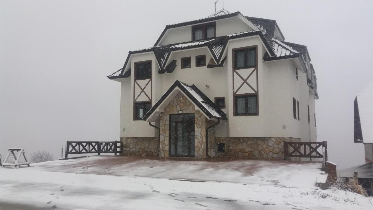 Goma Kop Apartmani Kopaonik Eksteriør billede